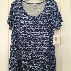 LuLaRoe XL Classic T NWT Made In Guatemala.